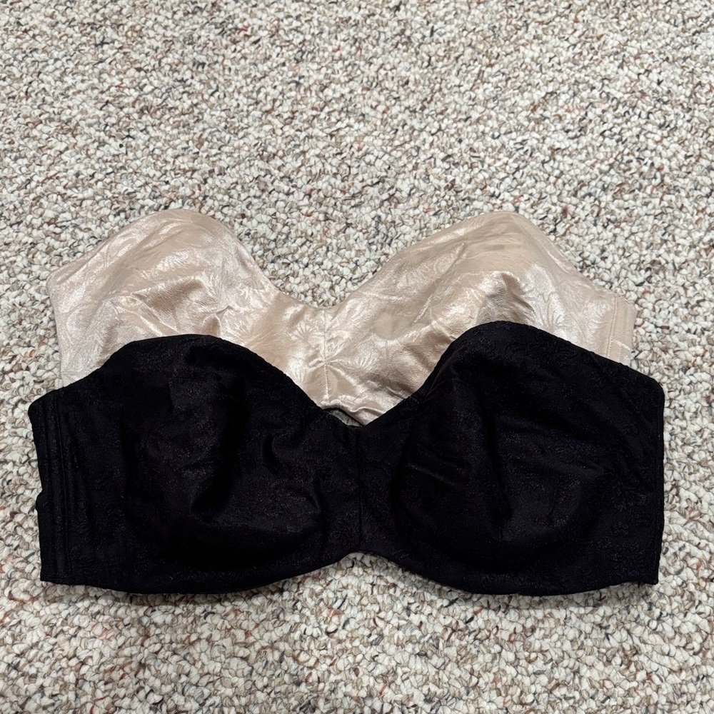 Chic Strapless Black and Tan Bra Duo